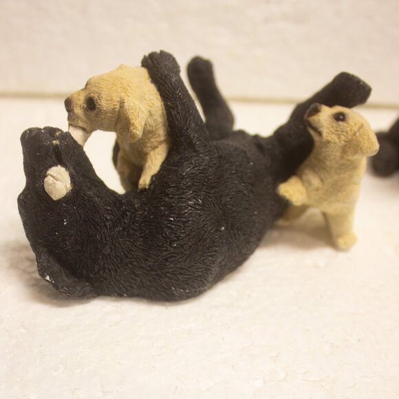 Lot of Two Miniature Labrador Figurines by Stone Critters - Picture 3 of 10